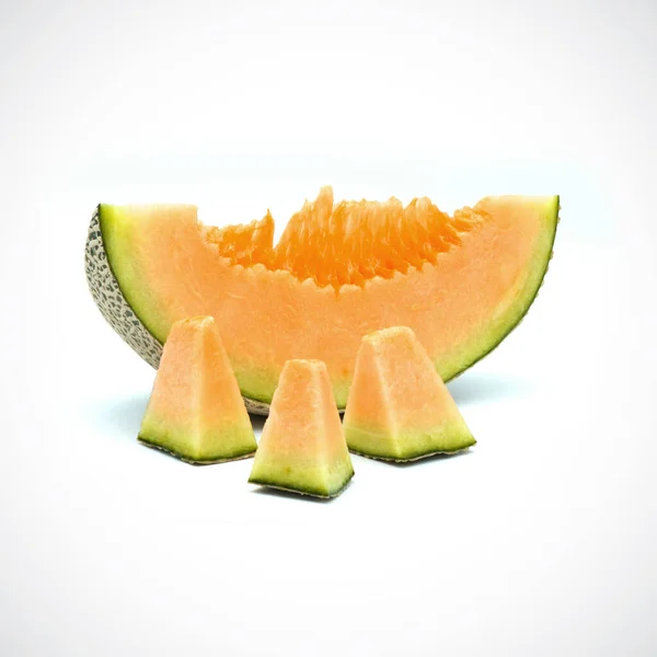 Melón Cantalupo, con carne de naranja en el Blackground Blanco . —  Fotos de Stock