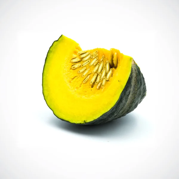 Calabaza verde aislada sobre fondo blanco. — Foto de Stock