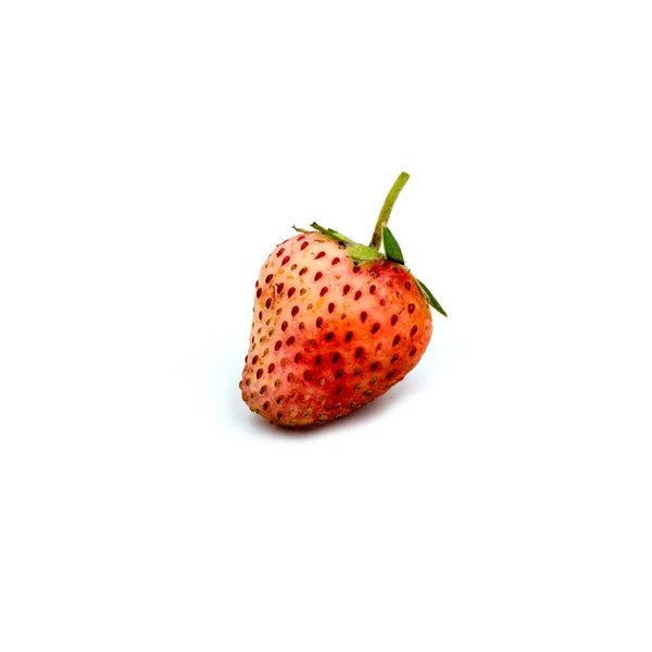 Non-toxic Fresh strawberries Isolated on the white background. — Stock Photo, Image