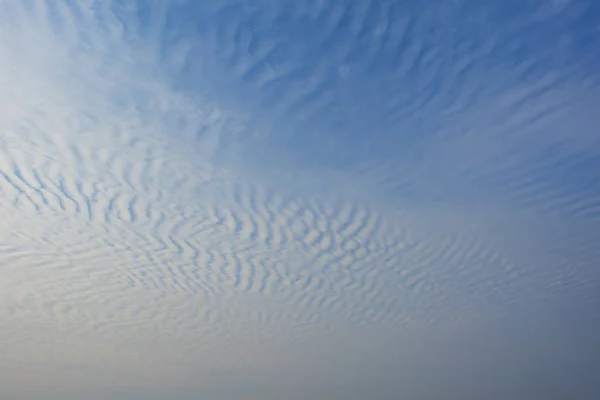 Cielo Azul Con Nubes Blancas Nubes Cirrocumulus Cielo Azul Día — Foto de Stock