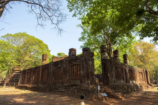 Wat Ναό Kamphaeng Phet Ιστορικό Πάρκο Ταϊλάνδης — Φωτογραφία Αρχείου