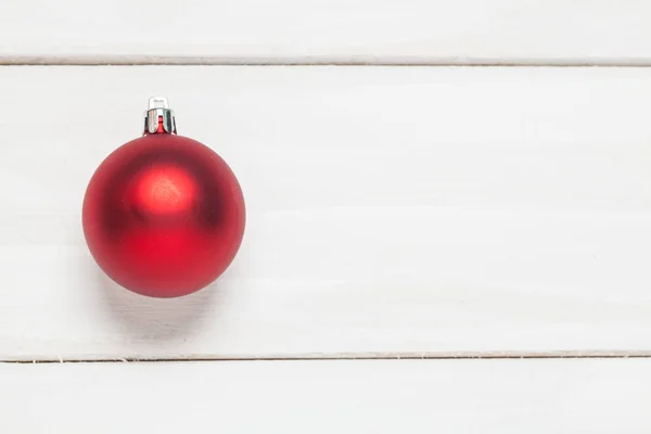 Red christmas ball toy on — Stock Photo, Image