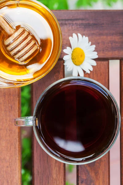 Glass cup tea with honey, — Stock Photo, Image