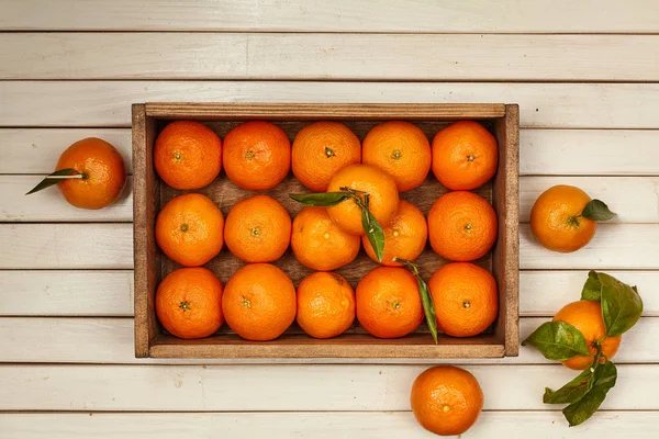 Mandarins. Citrus. Bright. Orange. Vitamins. Fruit. — Stock Photo, Image