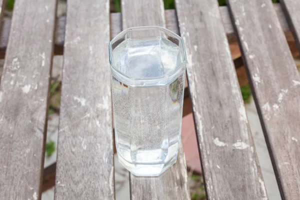 Glass water on wooden — Stock Photo, Image