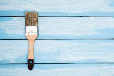 Doğal ahşap boya ile boyama