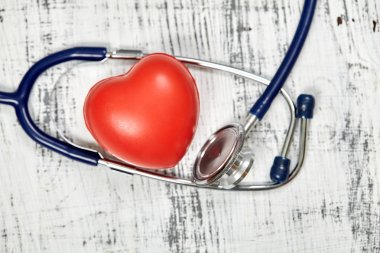 Stetoskop. Kalp hızı kontrol. Tıbbi alet. Tasarımlarınız için. Metal.