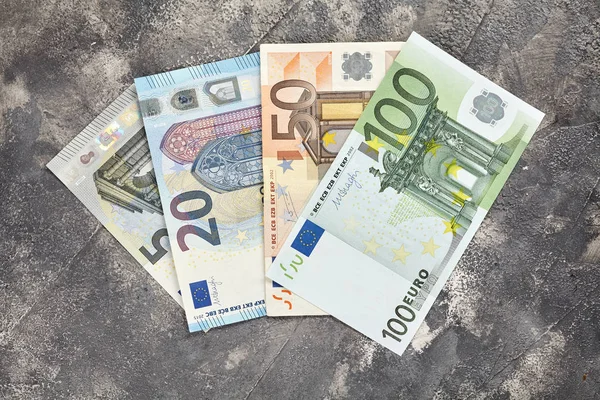Geld. Winst. Valuta. Euro. Een heleboel. Voor uw ontwerp. Ophopingen. — Stockfoto