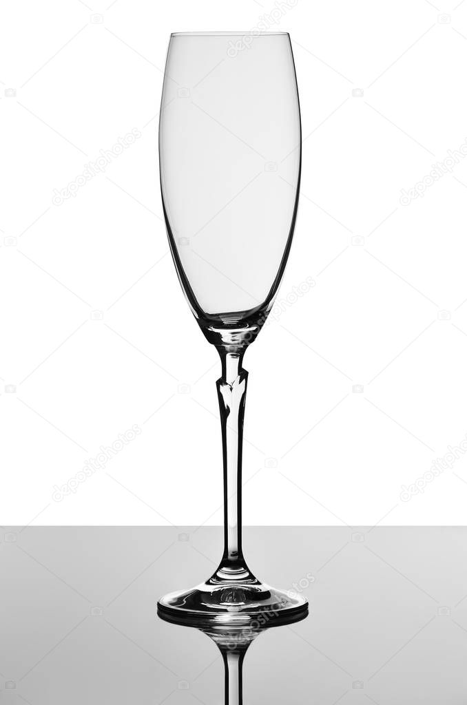 glass for champagne empty