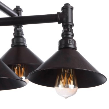 Beyaz arka plan üzerinde izole avize (loft tarzı)