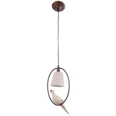 Beyaz arkaplanda izole edilmiş avize