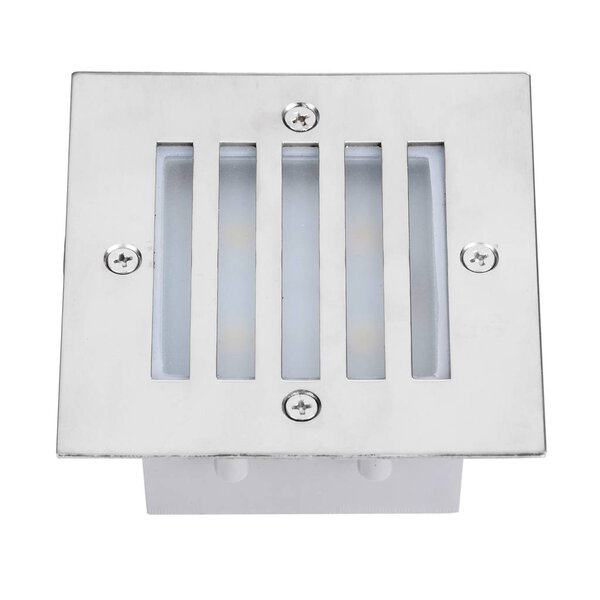 Уличный свет изолирован на белом фоне
