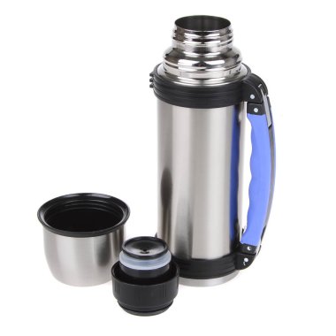 termos boş beyaz arka plan üzerinde izole