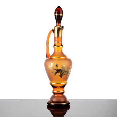 sürahi boş beyaz arka plan üzerinde izole