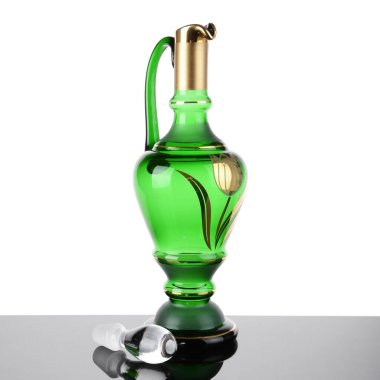 sürahi boş beyaz arka plan üzerinde izole