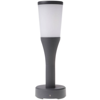 Beyaz arka plan üzerinde izole sokak ışık