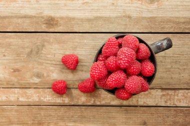 Olgun tatlı ahududu Kupası