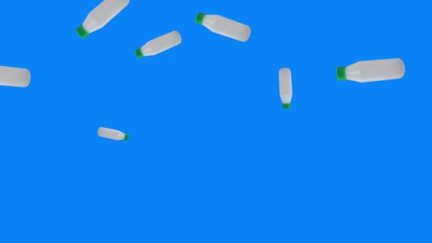 Groep Van Plastic Flessen Animatie Bewerkbare Blauwe Scherm Chroma Sleutel — Stockvideo