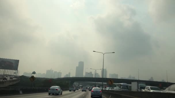 Ambiente Tráfico Carretera Ciudad Conducir Coche Calle Como Contaminación Humo — Vídeos de Stock