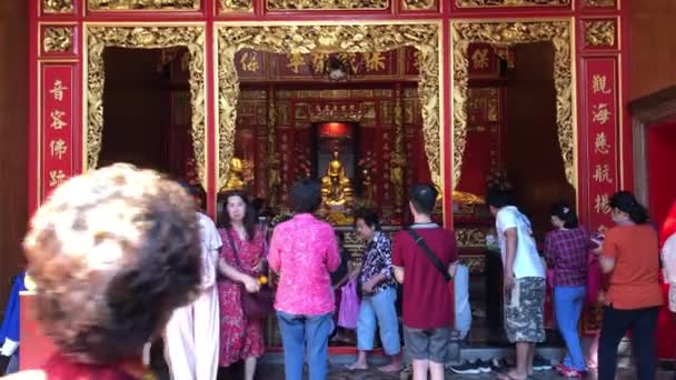 Ambiente Muchas Personas Anónimas Turistas Para Adorar Rezar Con Buda — Vídeo de stock