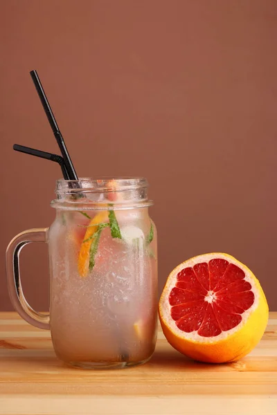 Cóctel Limón Limón Cítricos Alcohólicos Bebidas Verano Con Cítricos Sobre — Foto de Stock