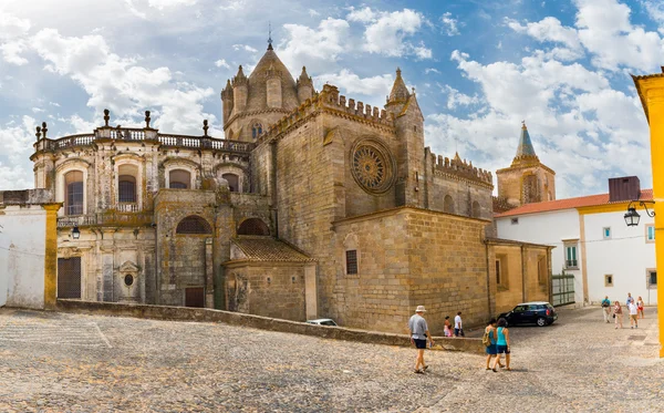 Katedralen i evora i portugal — Stockfoto