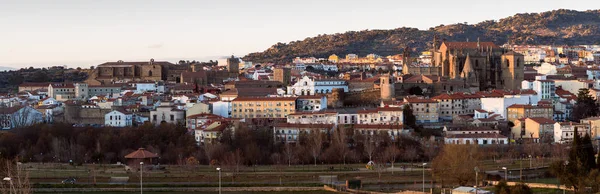 Panoramik manzaralı eski Plasencia şehir: Extremadura, Spain.