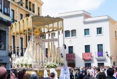 Badajoz haftada Holly