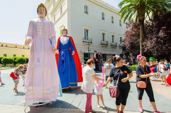 Devler ve büyük başları-Badajoz