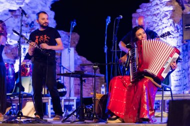 İspanyol folk grubu Acetre 