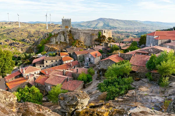 Sortelha ortaçağ köyü