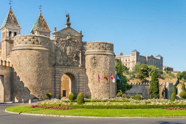 Puerta de bisagra Toledo