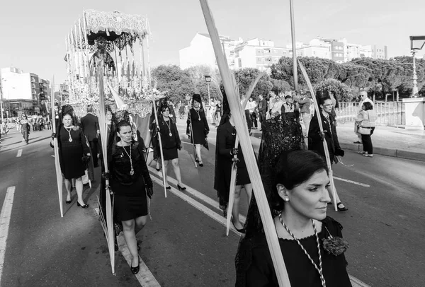 Badajoz, Spain, sunday. april .9. 2017. Procession of Nazarenes. — Stock Photo, Image