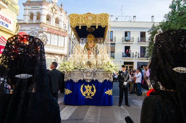 Badajoz Spagna lunedi '. 16 aprile. Nel 2017. Fratellanza e Fratellanza — Foto Stock