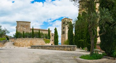 Panoramik kare de Los Moritos ve Noel Baba Kilisesi