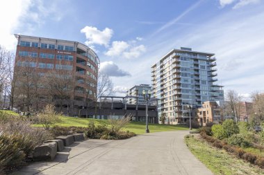Portland, Oregon 'da Güney Rıhtım Bölgesi' nde çok güzel bir günde....