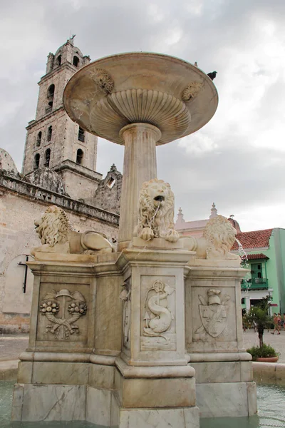 L'Avana Vecchia, Cuba: Chiesa e Convento di San Francisco de Asis — Foto Stock