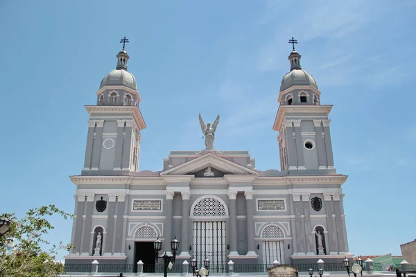 A catedral de Nuestra Senora de la Asuncion, em Santiago de Cuba, Cuba — Fotografia de Stock