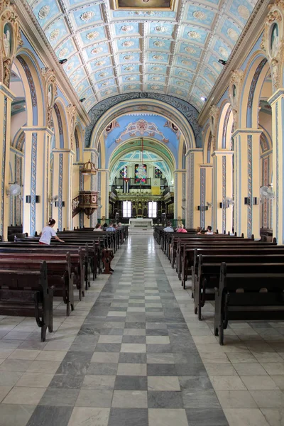 Santiago de Cuba, Cuba, August 18, 2016: The cathedral of Nuestra Senora de la Asuncion — Stock Photo, Image