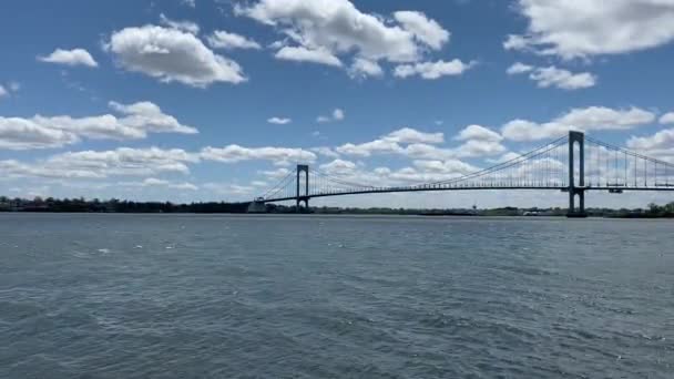 Bronxwhitestone Bridge Hängbro New York Med Sex Filer Motorväg 678 — Stockvideo