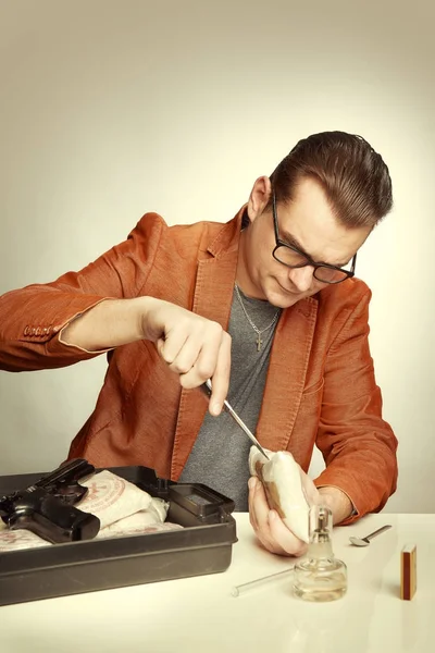 Drug Dealer Opening Drug Package Testing Quality Delivery Chemicals — Stock Photo, Image