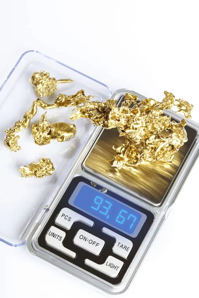 Pedaços Ouro Pepitas Encontrados Por Prospector Amaterur Ponderado Escala Digital — Fotografia de Stock