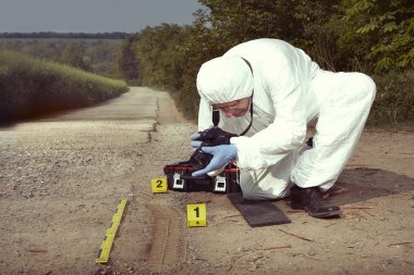 Crime scene Investigation - otomobil lastiği fotoğraflamak yazdırmak sol suç mahallinde