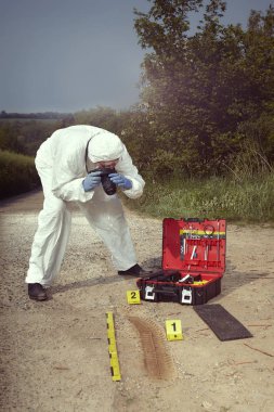 Crime scene Investigation - otomobil lastiği fotoğraflamak yazdırmak sol suç mahallinde