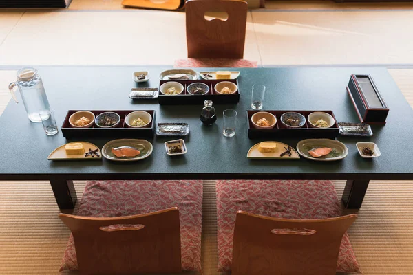 Типичный Японский Завтрак Подается Ryokan Lodge Iiyama Нагано Япония — стоковое фото