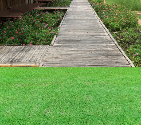 Bambusbrücke Mit Blume Garten — Stockfoto