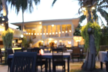 Bulanık arka plan: müşteri kahve dükkanı veya kafe restoran ile soyut bokeh ışık görüntü