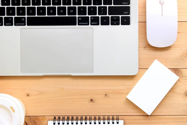 Mesa de escritório com vista superior para trabalho de negócios — Fotografia de Stock