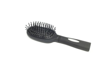 Beyaz arka planda siyah saç fırçası