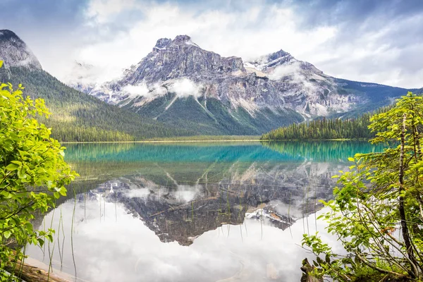 Widok Jezioro Emerald Lake Kolumbia Brytyjska Kanada — Zdjęcie stockowe